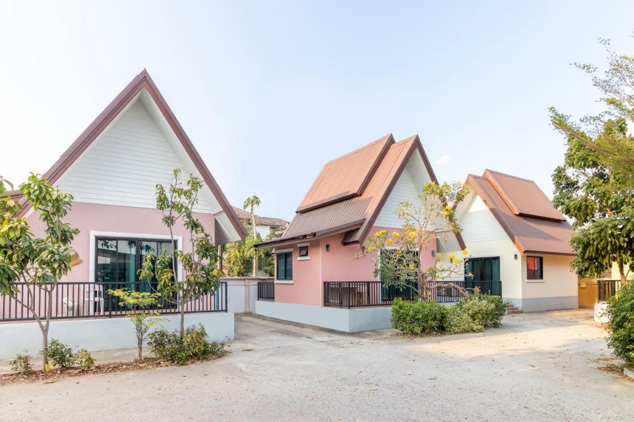 Oyo 798 Reurn Mareena Resort Nakhonratchasima Exterior photo